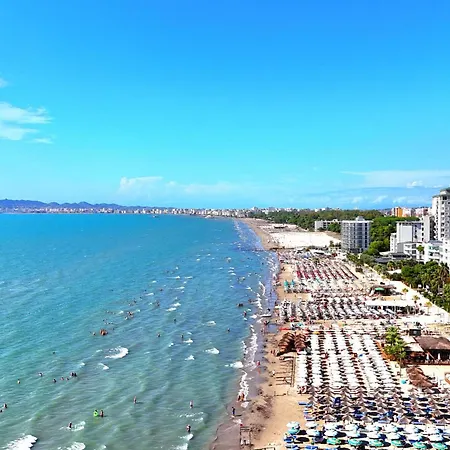 Beachfront & Sea View *