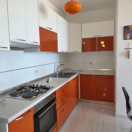 شقة Beachfront & Sea View