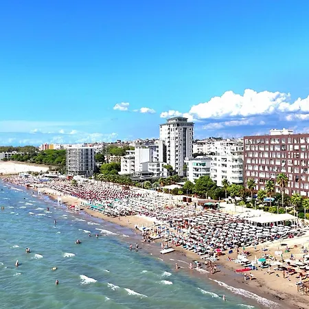 Beachfront & Sea View * Durrës