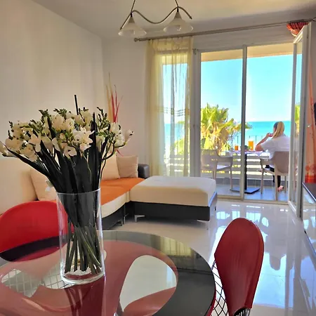 Beachfront & Sea View