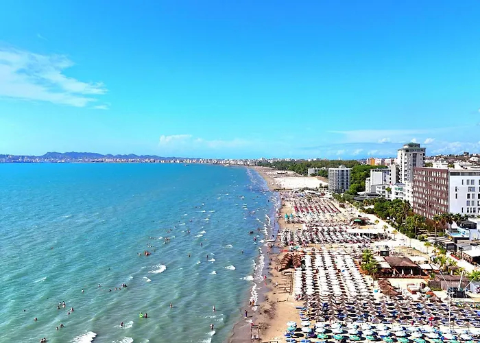 Beachfront & Sea View *