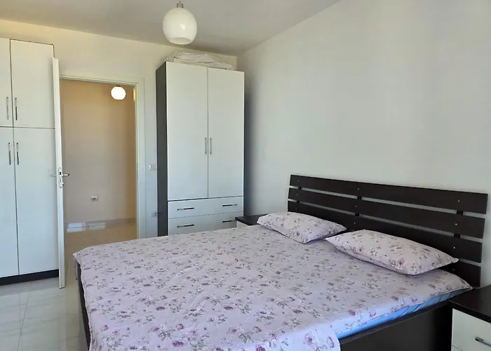 Beachfront & Sea View