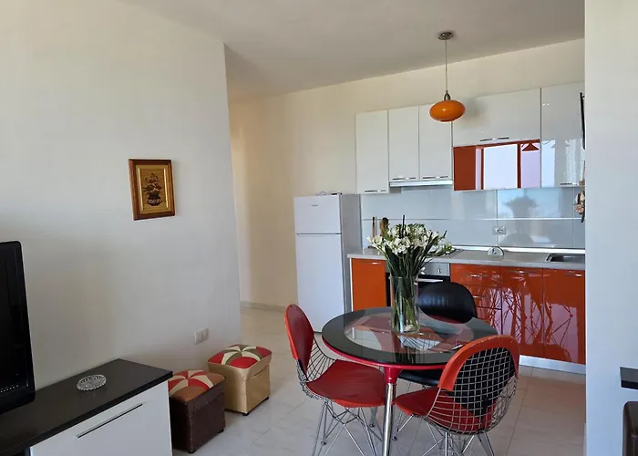 Beachfront & Sea View * Durrës