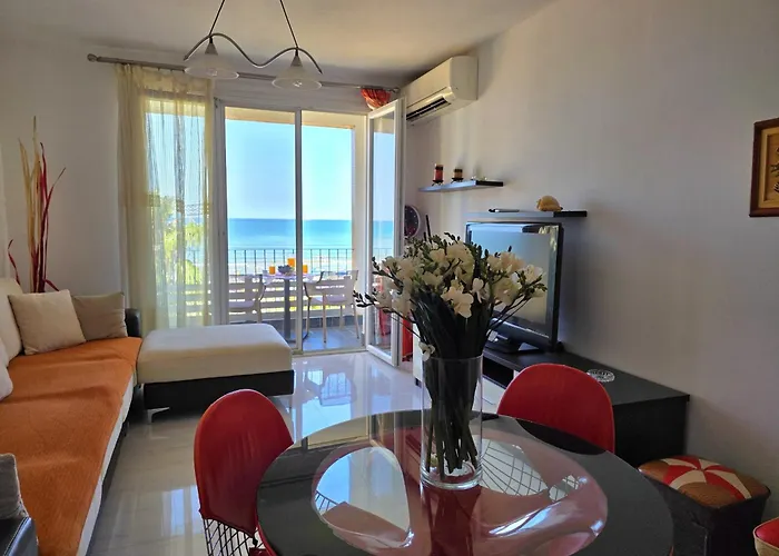 Beachfront & Sea View Durrës