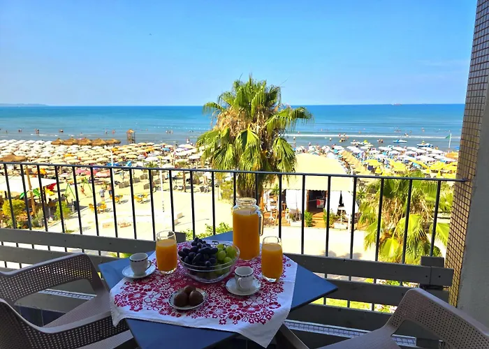 Beachfront & Sea View